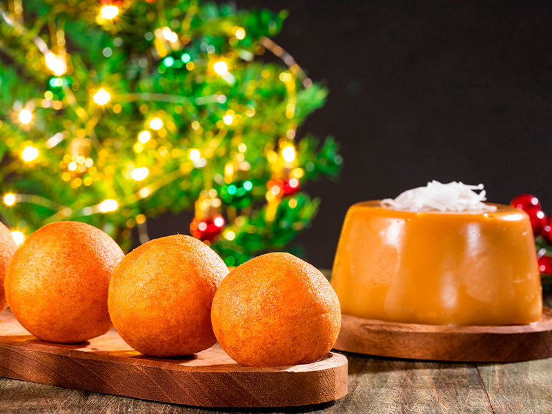 Comida tradicional en la mesa colombiana